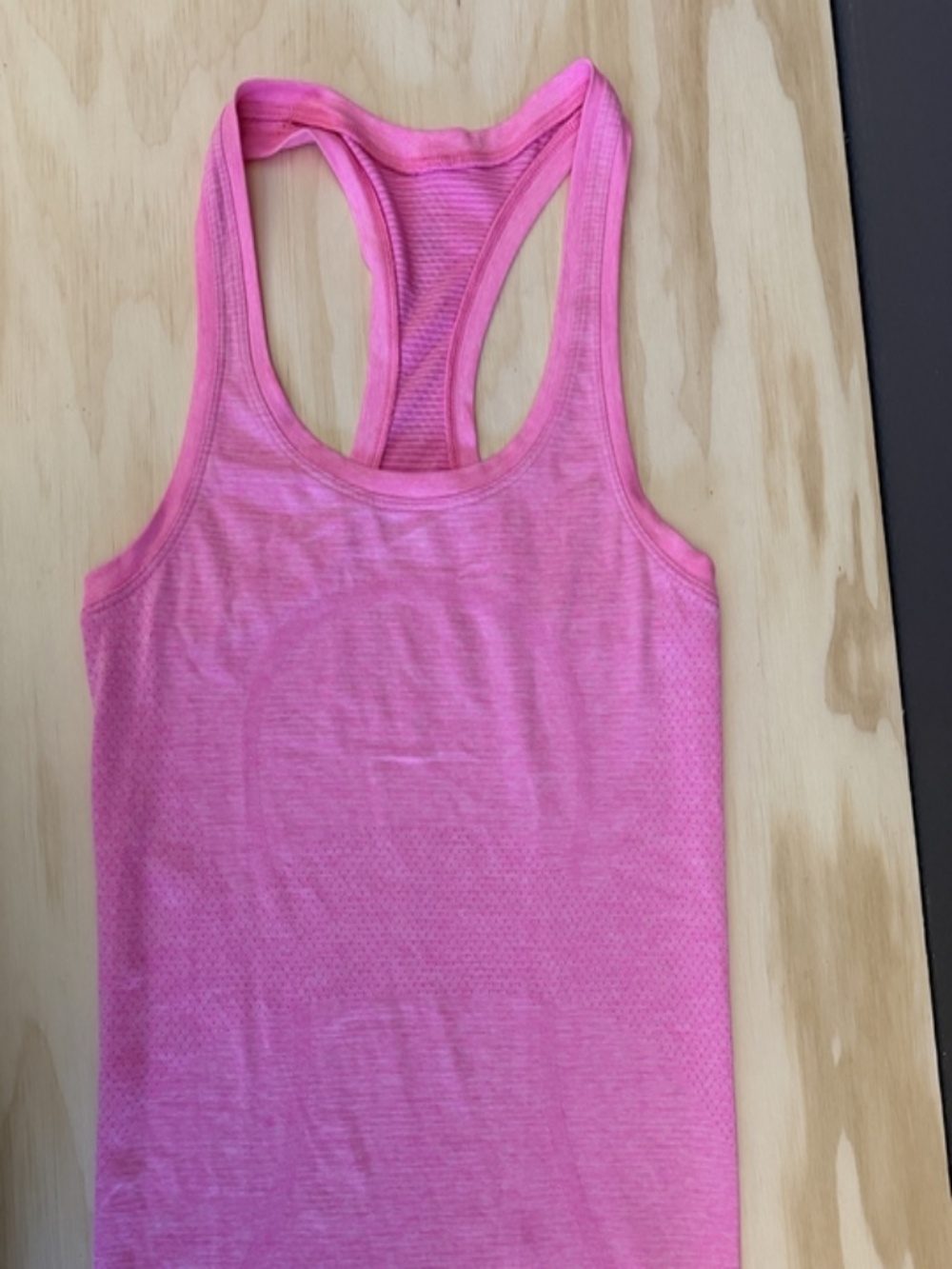 Lululemon Racerback Seamless Swiftly Tech Tank - Picture 3 of 6